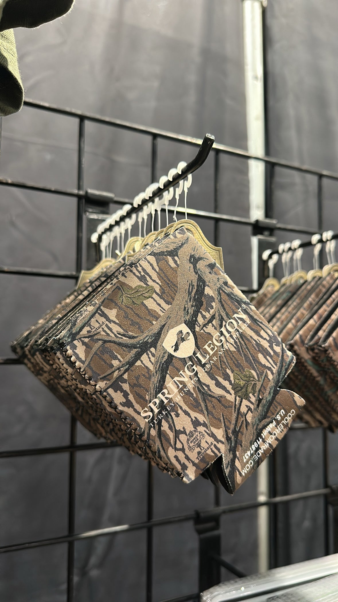 Neoprene Drink Koozie x Cooler Comrade - Mossy Oak Original Treestand