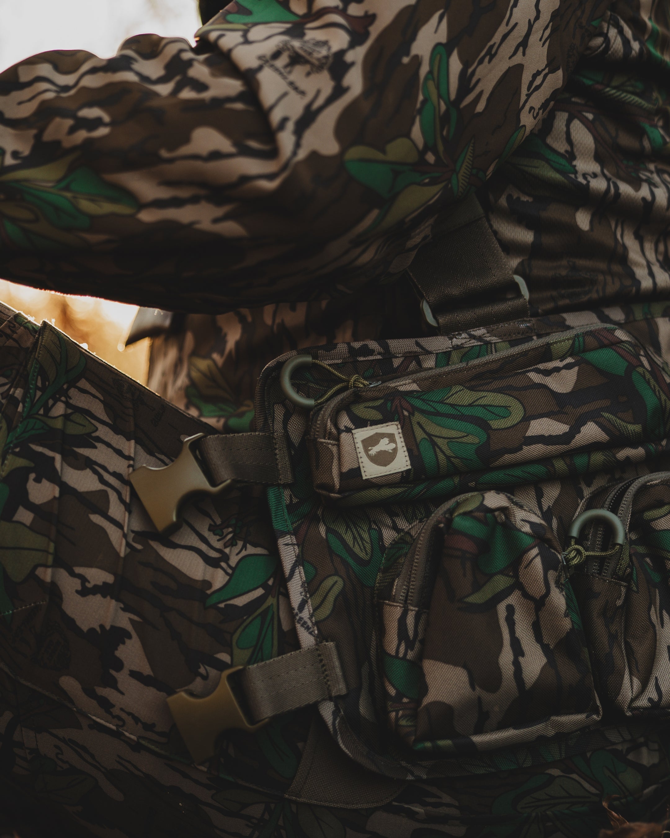 Spring Legion Turkey Hunting Vest - Mossy Oak Greenleaf