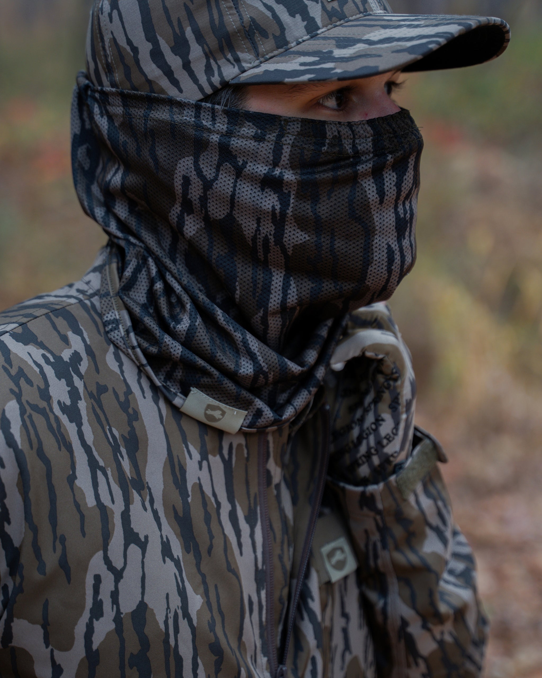 Spring Hunding Spring Legion Turkey Hunting Loose-Fit Half Mask - Mossy Oak Original