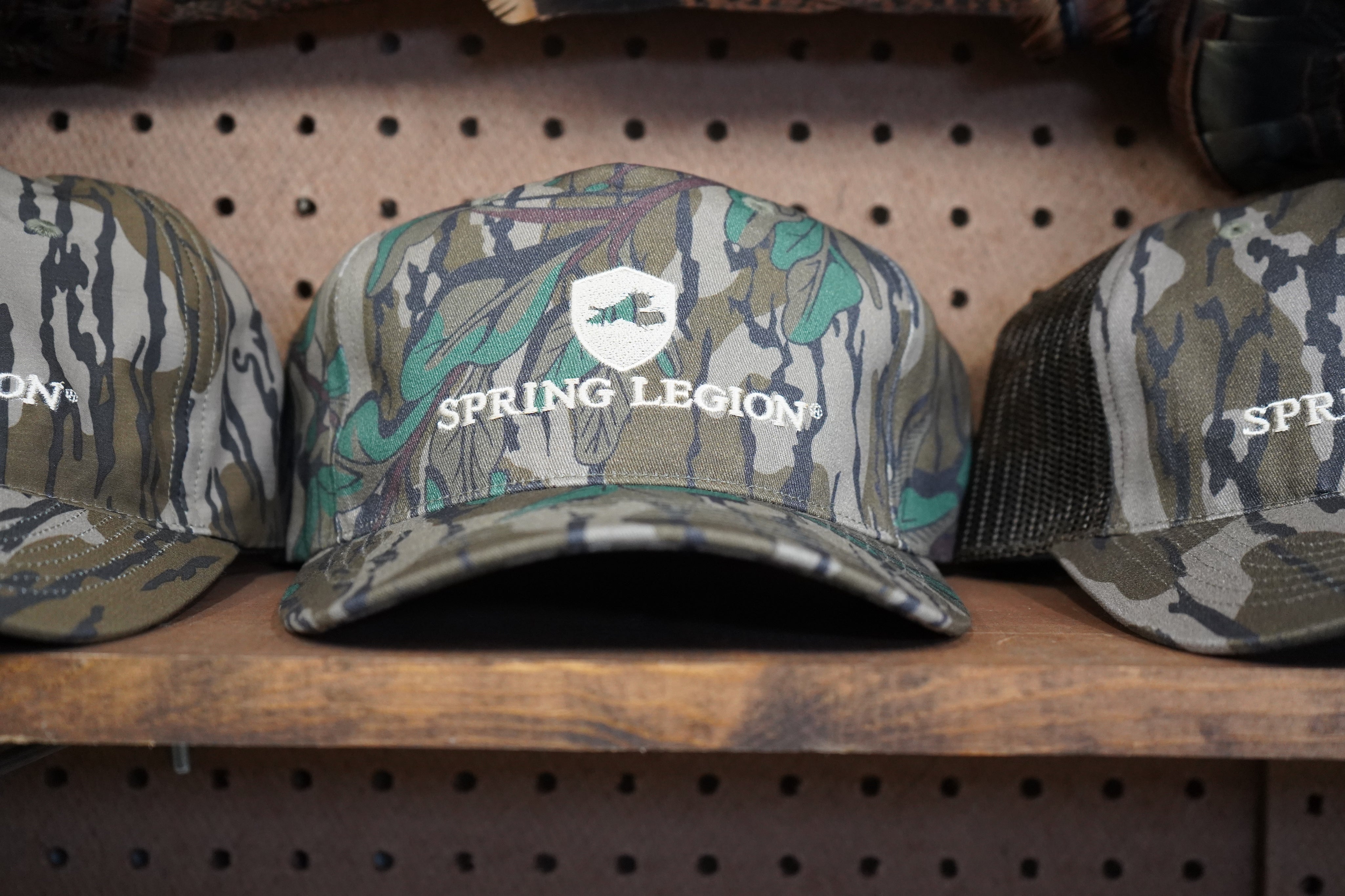 Spring Legion 5-Panel Turkey Hunting Hat - Mossy Oak Greenleaf